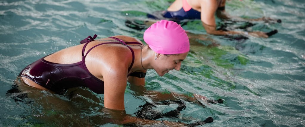Esercizi in acqua per la schiena