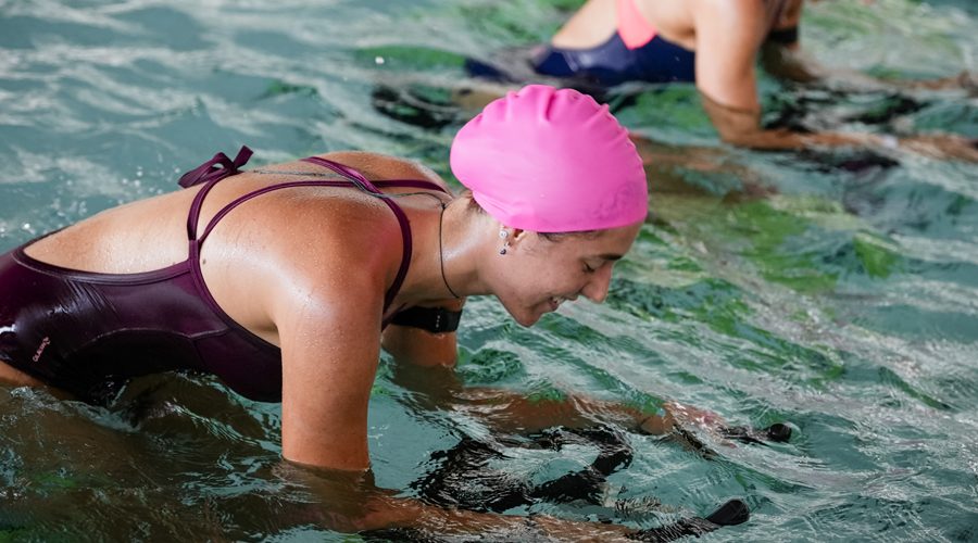 Esercizi in acqua per la schiena