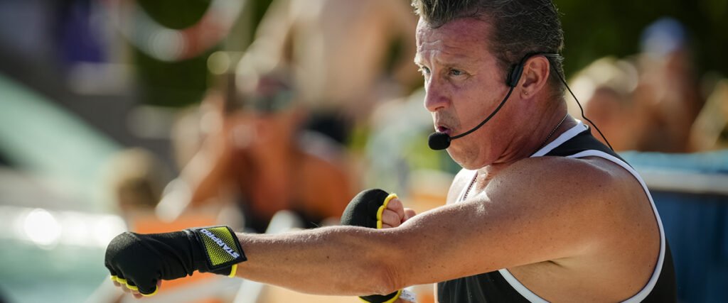 Esercizi braccia in acqua